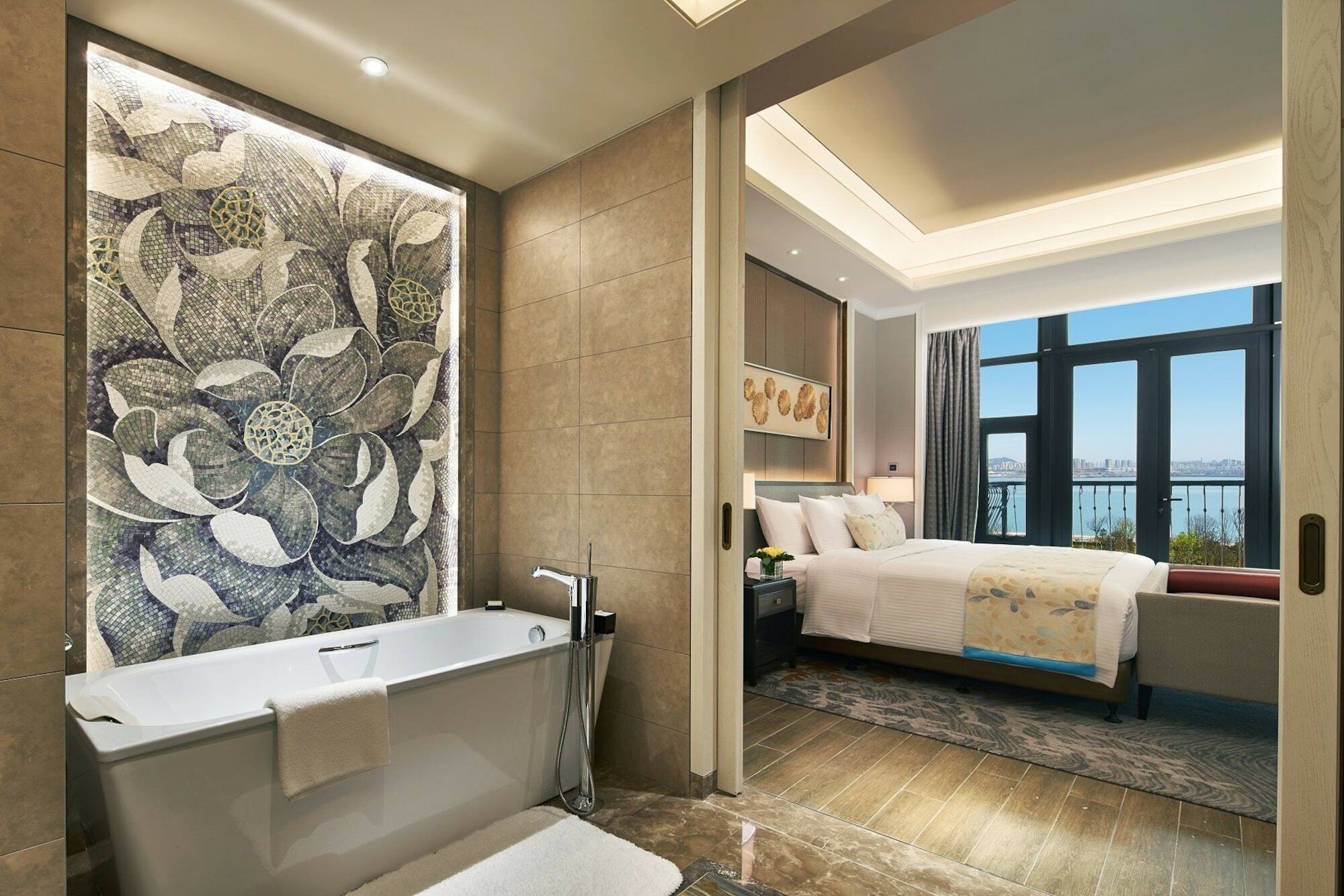 Wanda Realm Qingdao Movie Metropolis Hotel Eksteriør billede